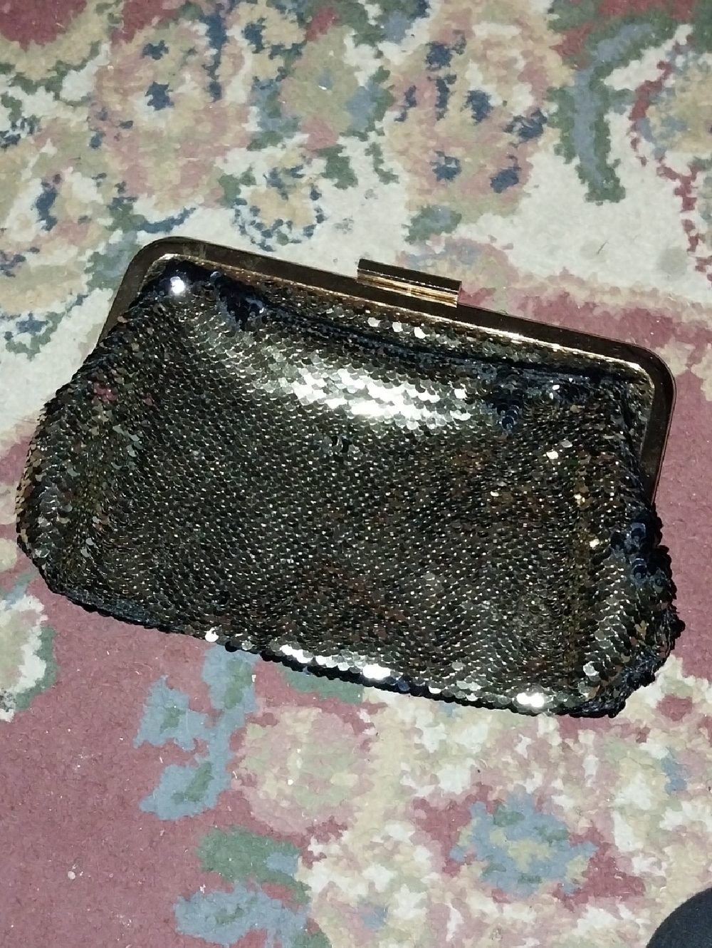 Tracee Ellis Ross Sequined Clutch Bag in Black and Gold